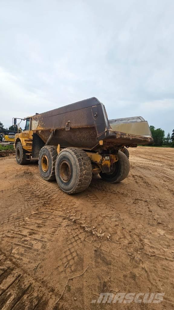 Volvo A 25 D Articulated Haulers