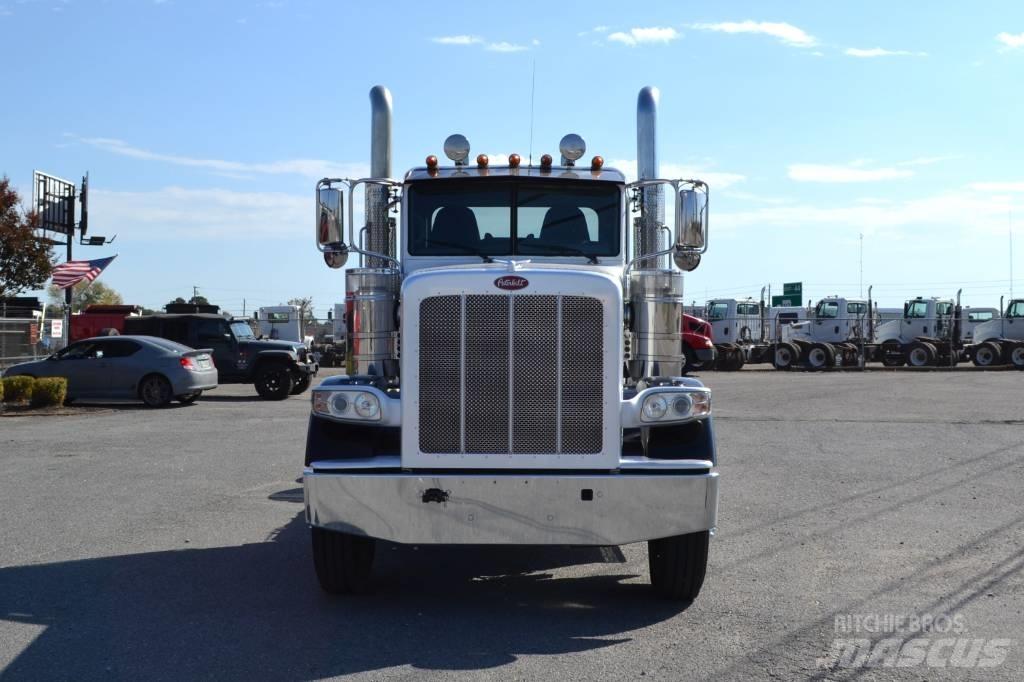Peterbilt 389 Truck Tractor Units