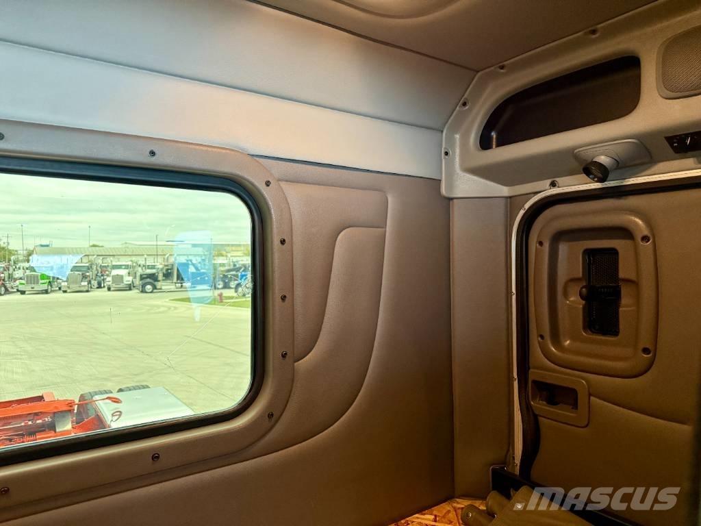 Peterbilt 389 Truck Tractor Units