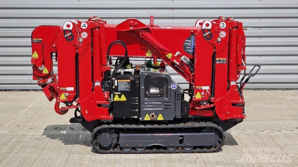 Unic URW 245 Mini cranes