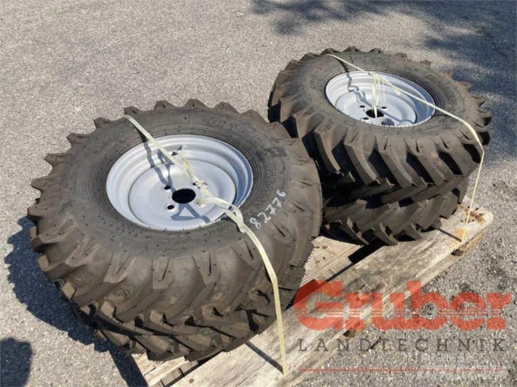 Striegel Bereifung Self loading trailers