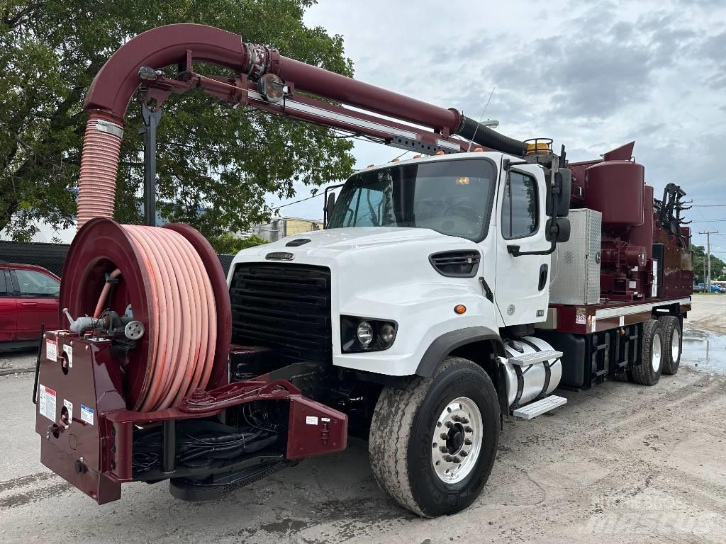 Freightliner 114 SD Sewage disposal Trucks