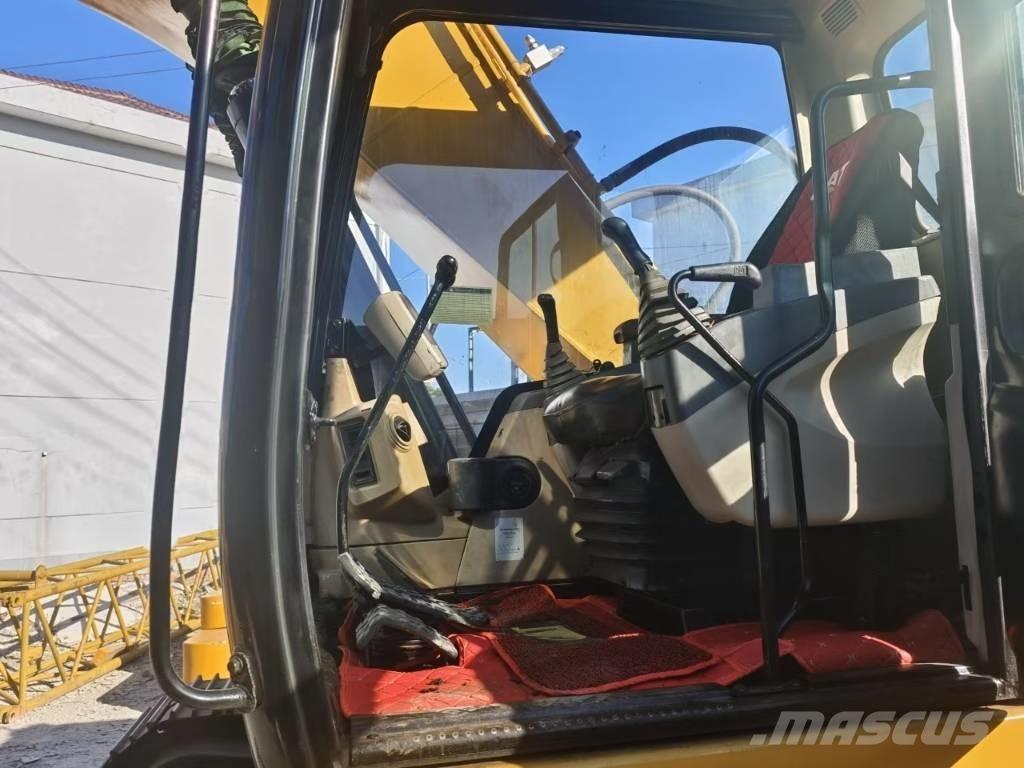 CAT 320 Crawler excavators