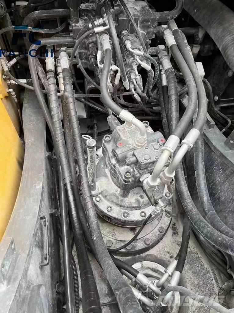 Volvo EC 240 B LC Crawler excavators