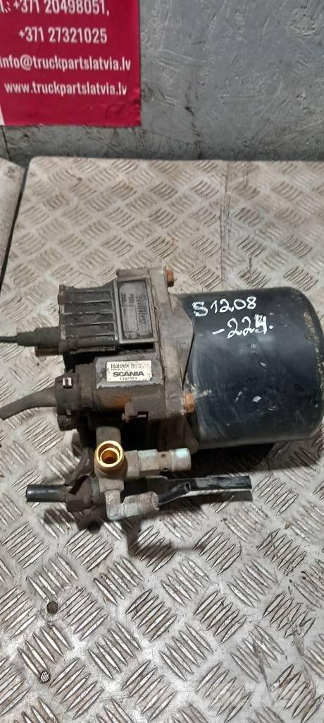 Scania 94 D.   1387553 Brakes