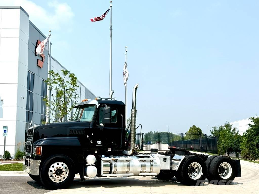 Mack Pinnacle Truck Tractor Units