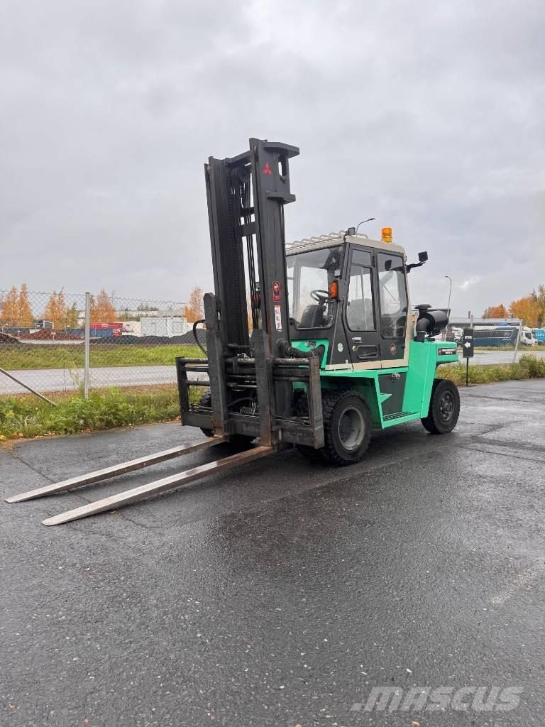 Mitsubishi FD 70 Diesel trucks