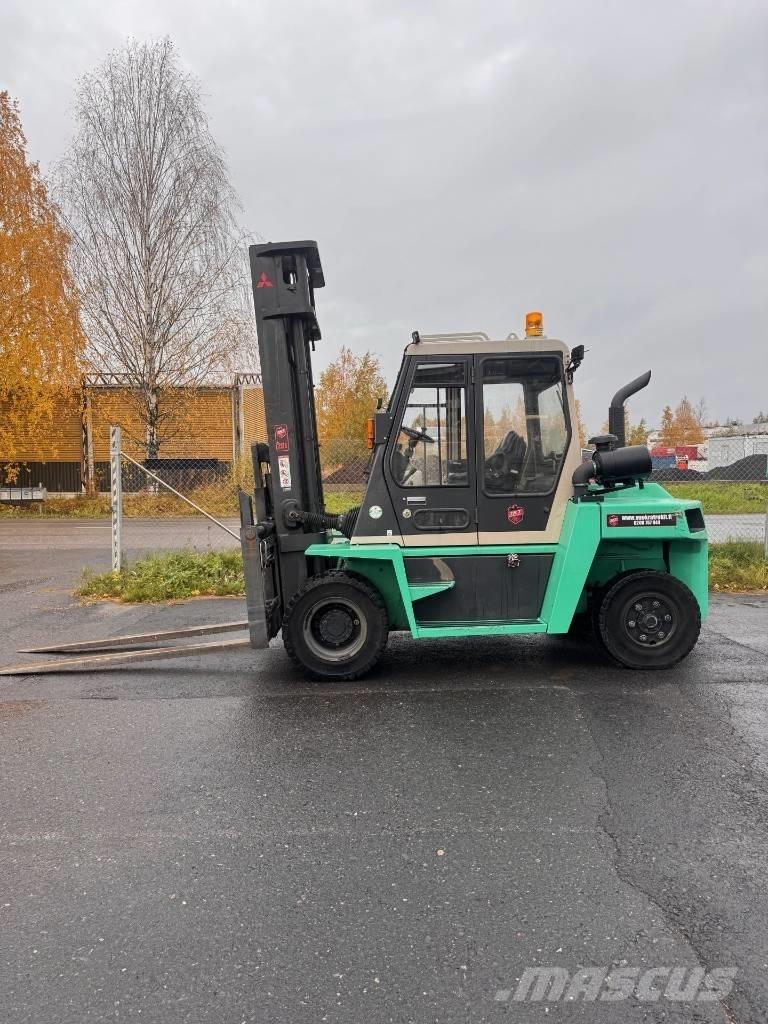 Mitsubishi FD 70 Diesel trucks