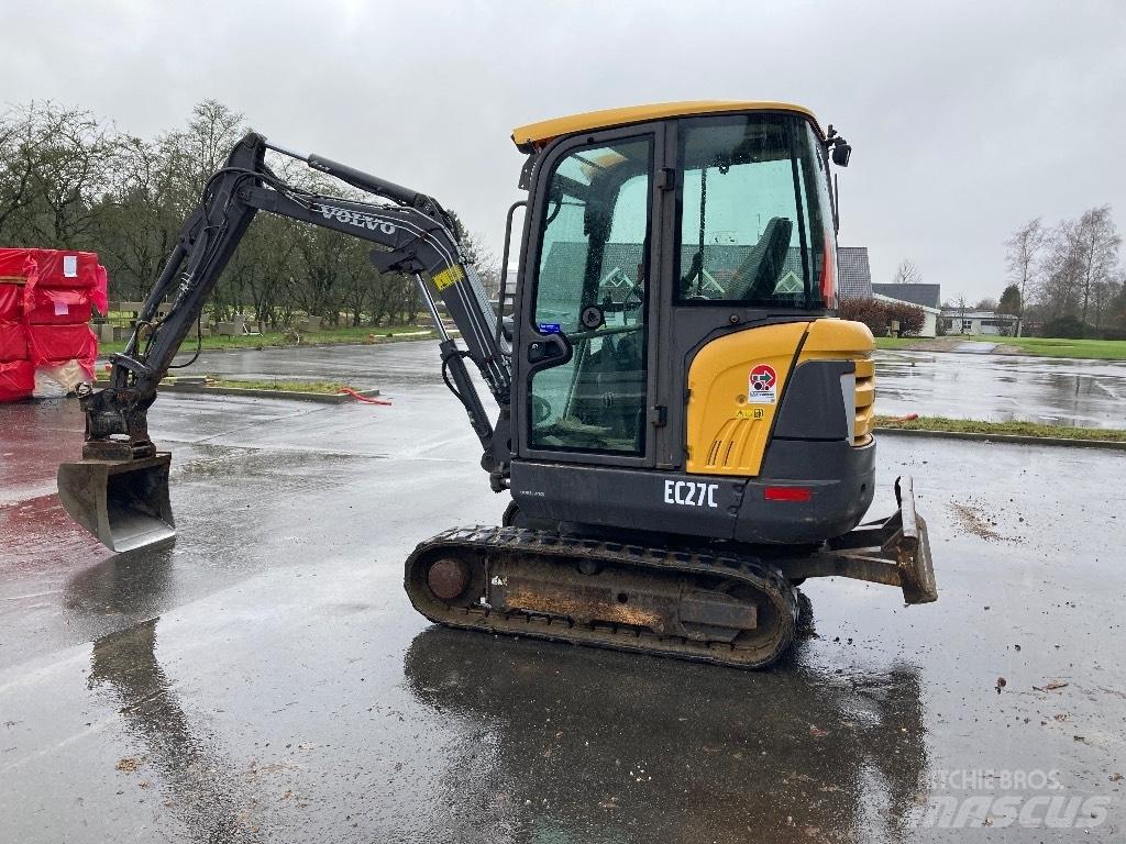 Volvo Ec27 Mini excavators < 7t