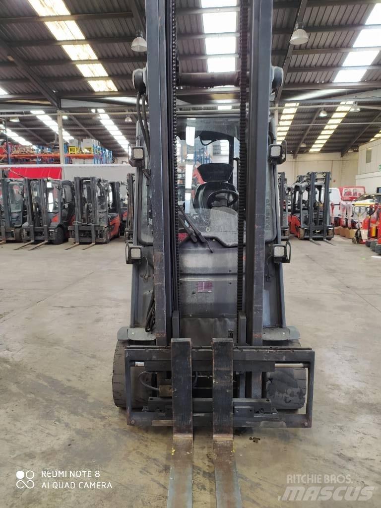 Linde E 35 HL Electric forklift trucks