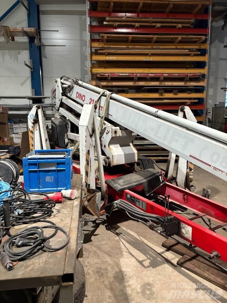 Dinolift 210 XTB-2 Trailer mounted aerial platforms