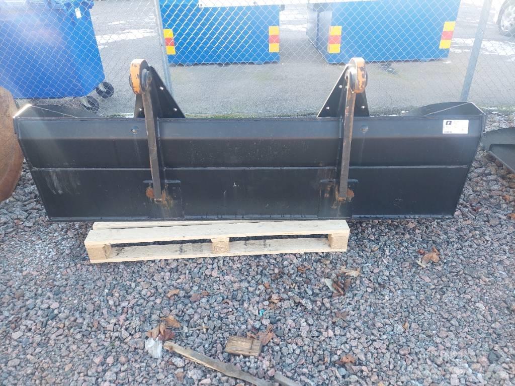 Redskap Skoppa Farming telehandlers