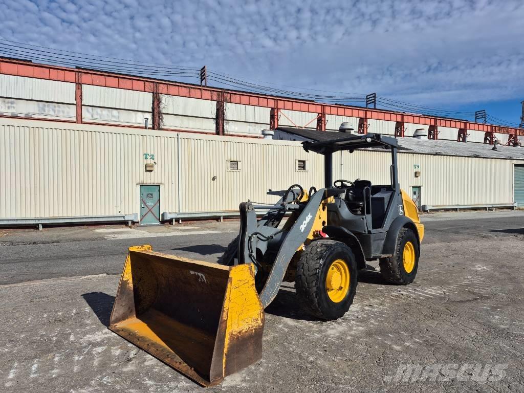 John Deere 204 K Wheel loaders