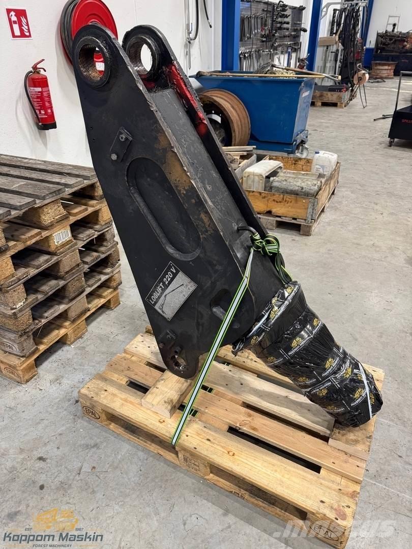 Loglift 220V Harvester cranes