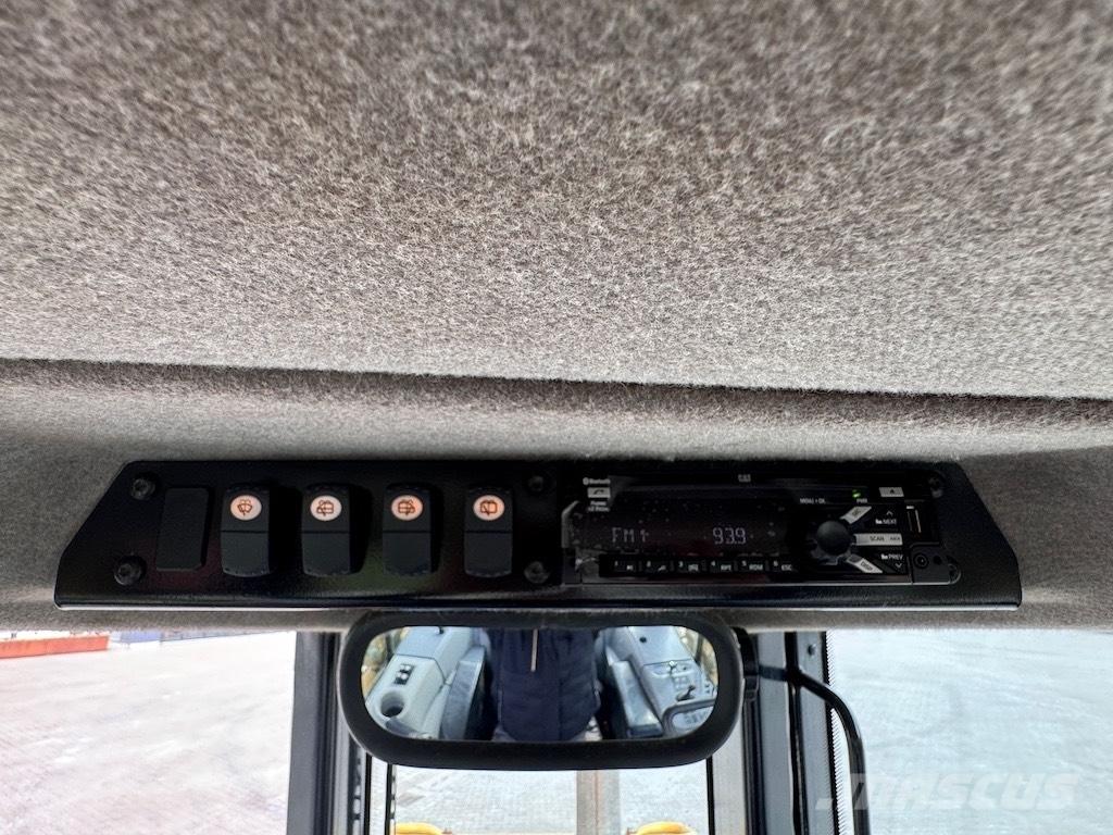 CAT D6N XL Crawler dozers