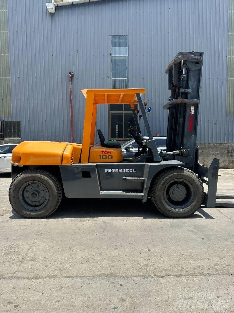 TCM 100 Reach truck