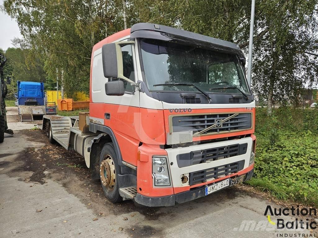 Volvo FM12 Car carriers