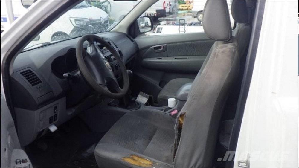 Toyota Hilux Ldv/dropside