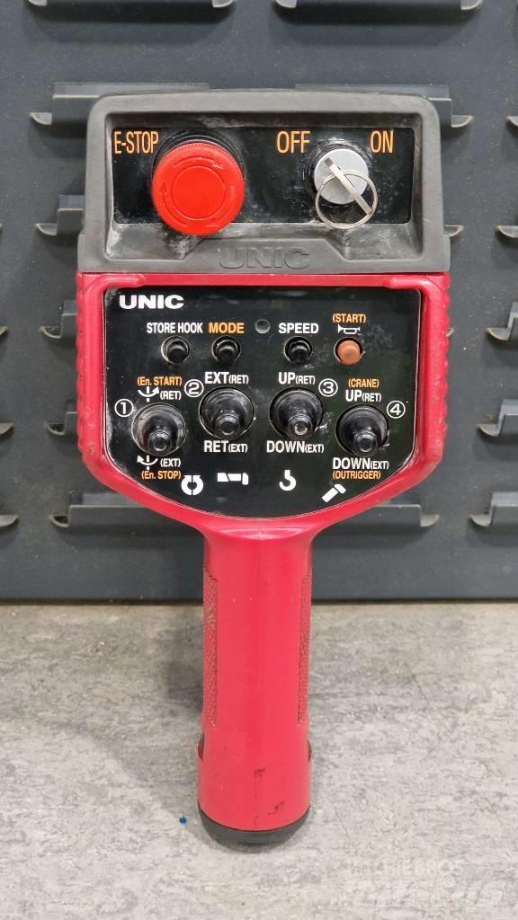 Unic URW 295 Mini cranes