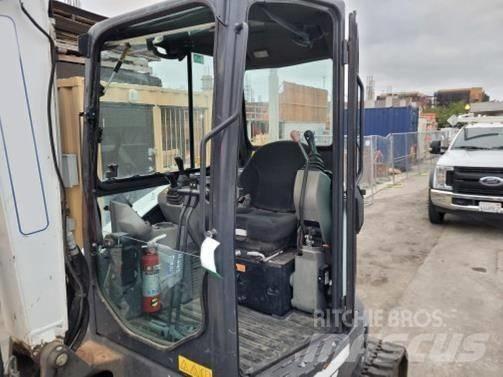 Bobcat E35i Mini excavators < 7t