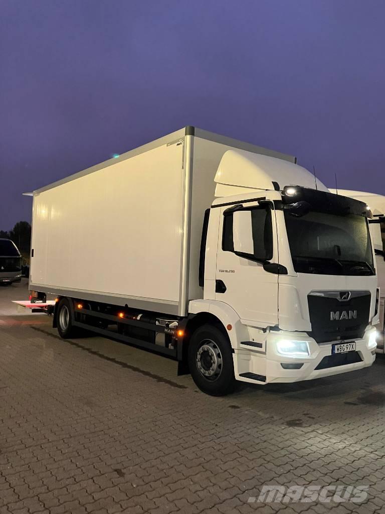 MAN TGM 18.290 4X2 Van Body Trucks
