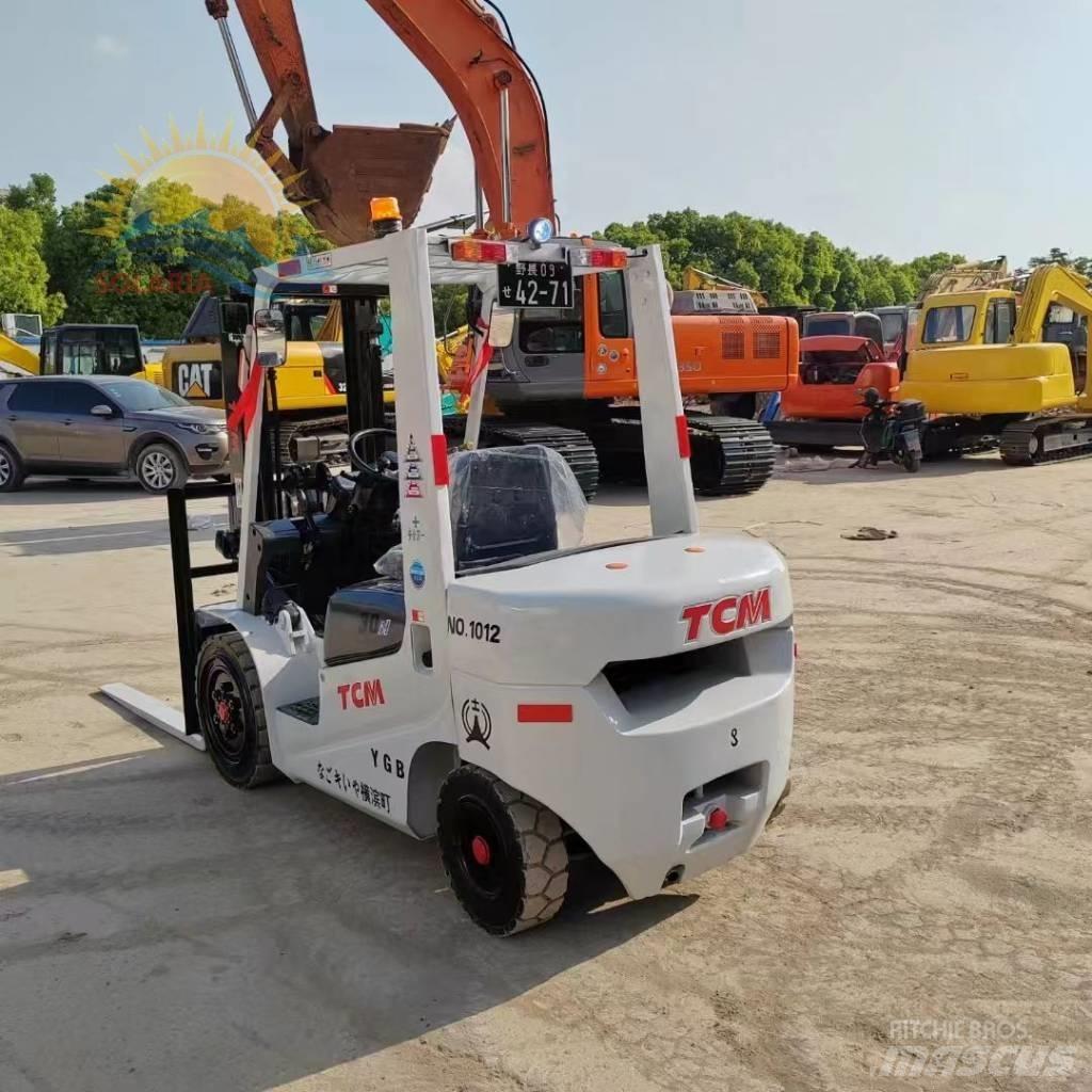 TCM FD30 Reach truck