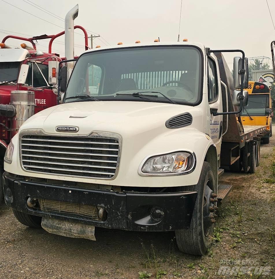 Freightliner M2 Flatbed/Dropside trucks