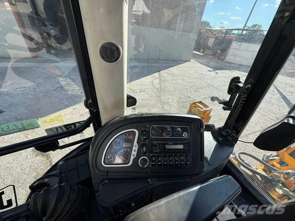 JCB 3 CX TLB's