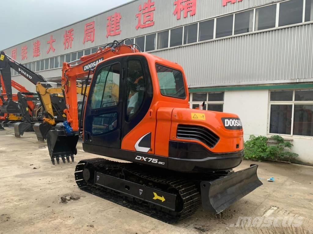 Doosan DX 75-9 C Midi excavators  7t - 12t