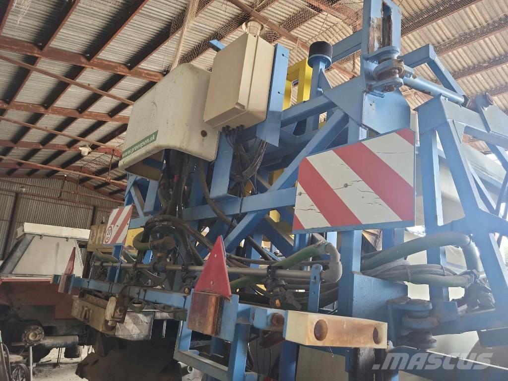 Agrio Mamut 4200 Trailed sprayers