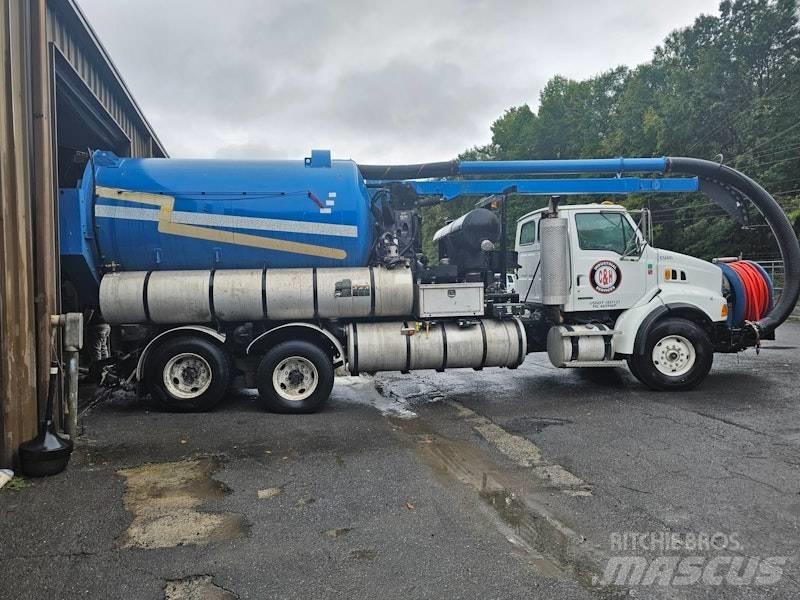Sterling LT 9500 Sewage disposal Trucks