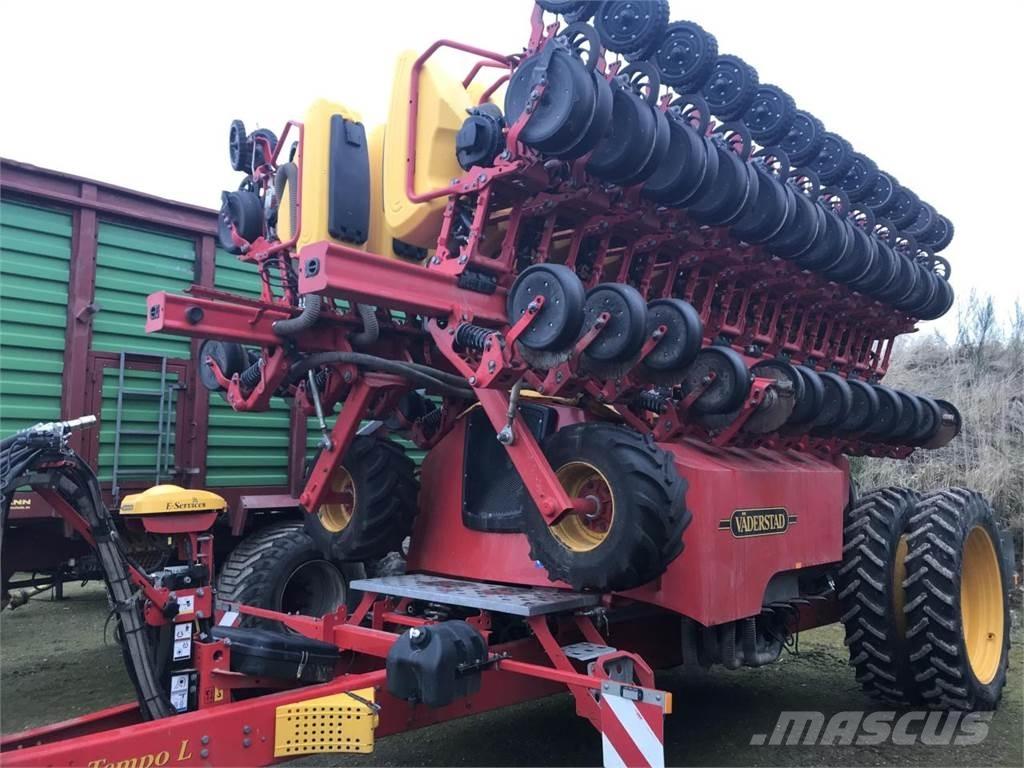 Väderstad Tempo L Precision sowing machines