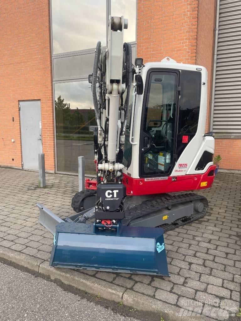 Takeuchi TB 225 Mini excavators < 7t