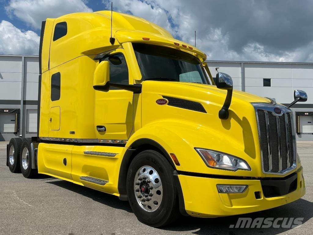 Peterbilt 579 Truck Tractor Units