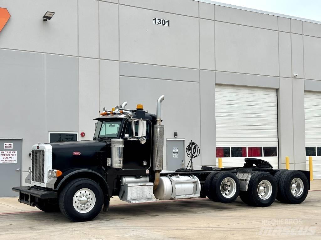 Peterbilt 379 Truck Tractor Units