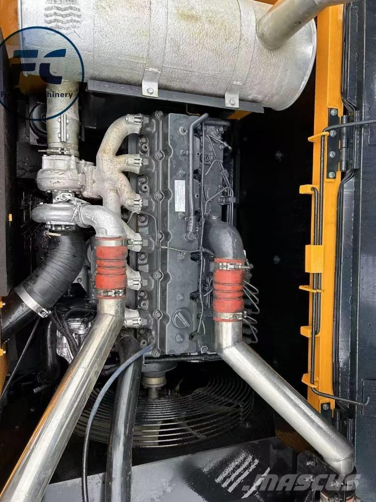 Hyundai 305LC-9T Crawler excavators