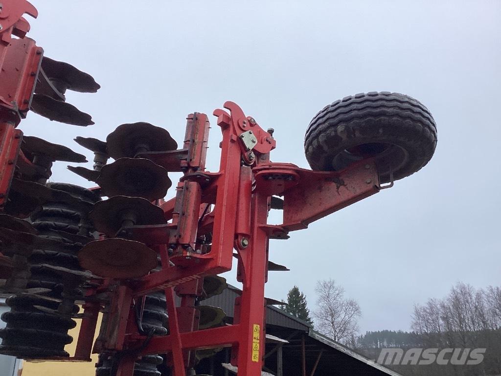 Horsch Joker 10 RT Disc harrows
