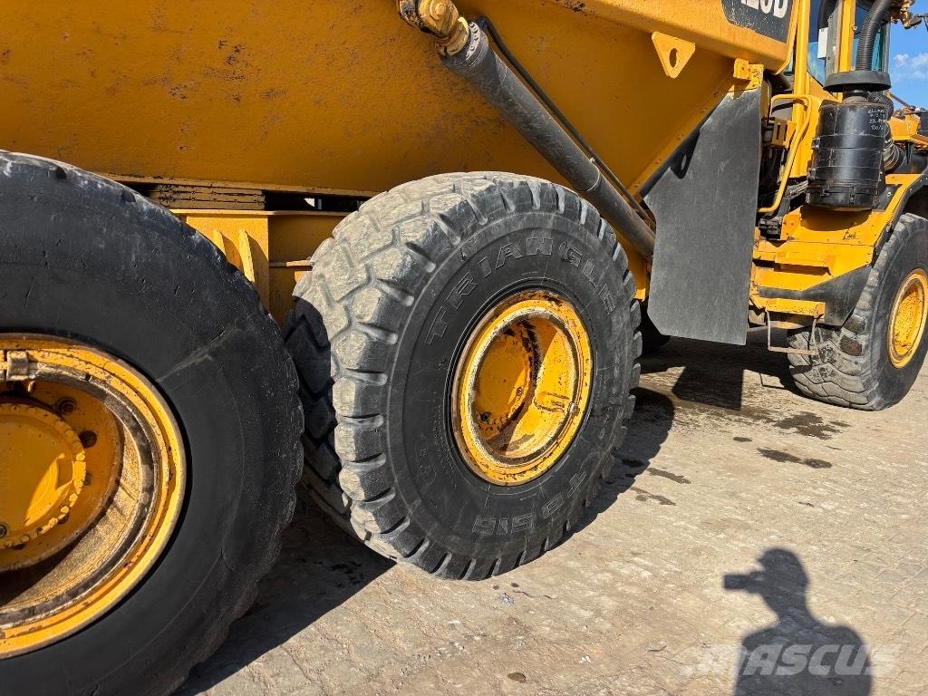 Volvo A 25 D Articulated Haulers