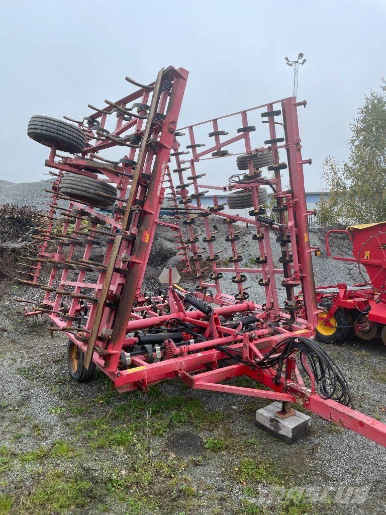 Väderstad NZE Harrows