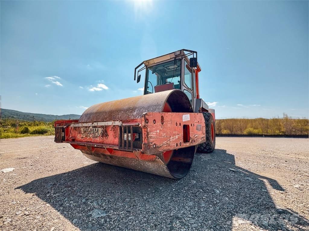 Hamm 4011 Twin drum rollers