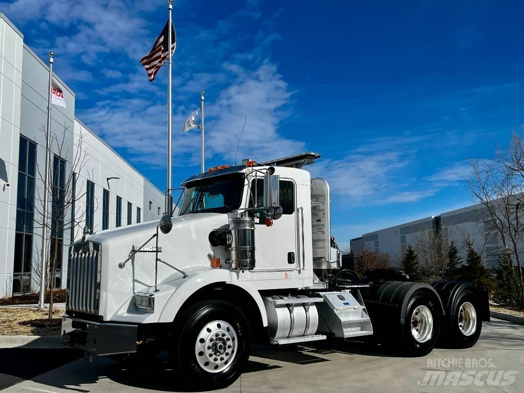 Kenworth T 800 Truck Tractor Units