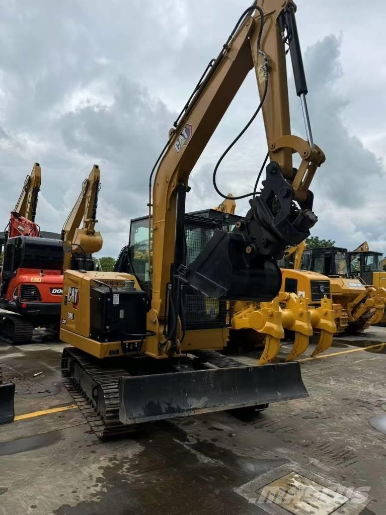 CAT 306 Mini excavators < 7t