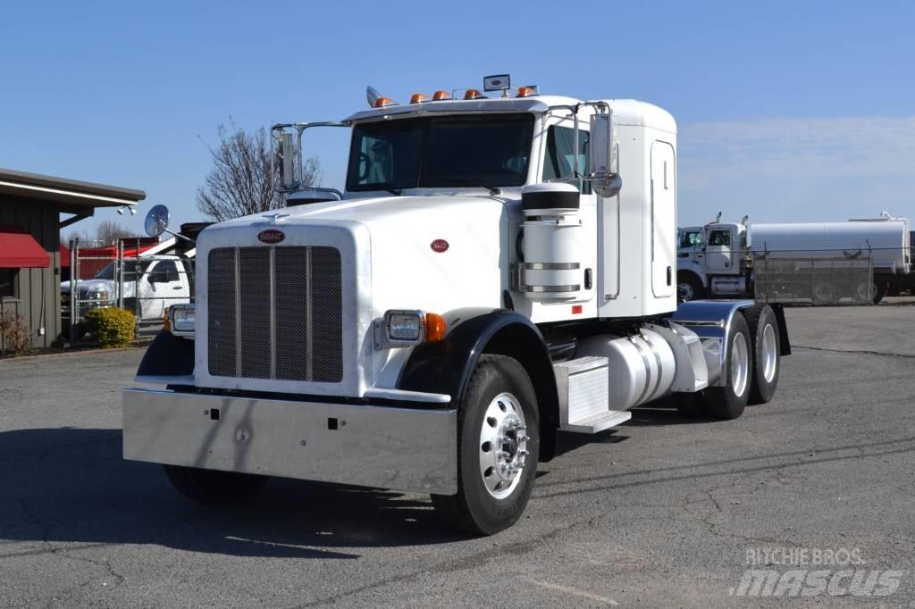 Peterbilt 367 Truck Tractor Units