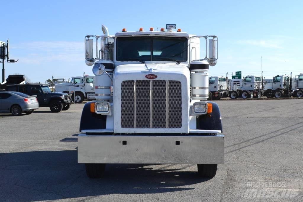 Peterbilt 367 Truck Tractor Units