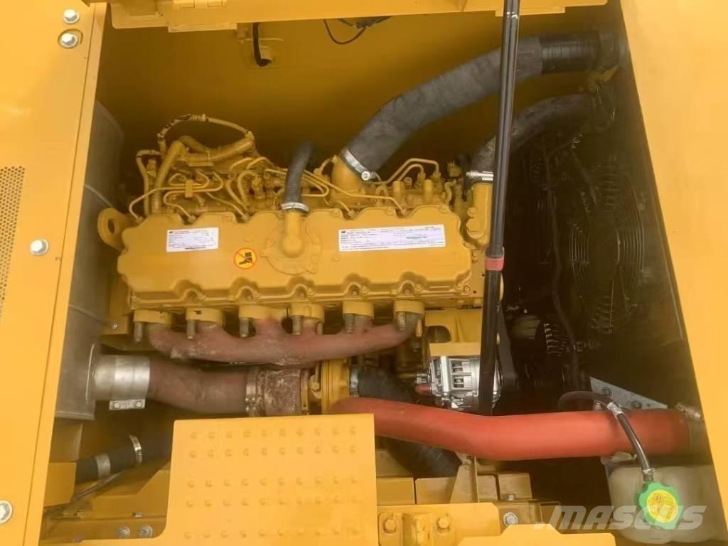 CAT 320 Crawler excavators