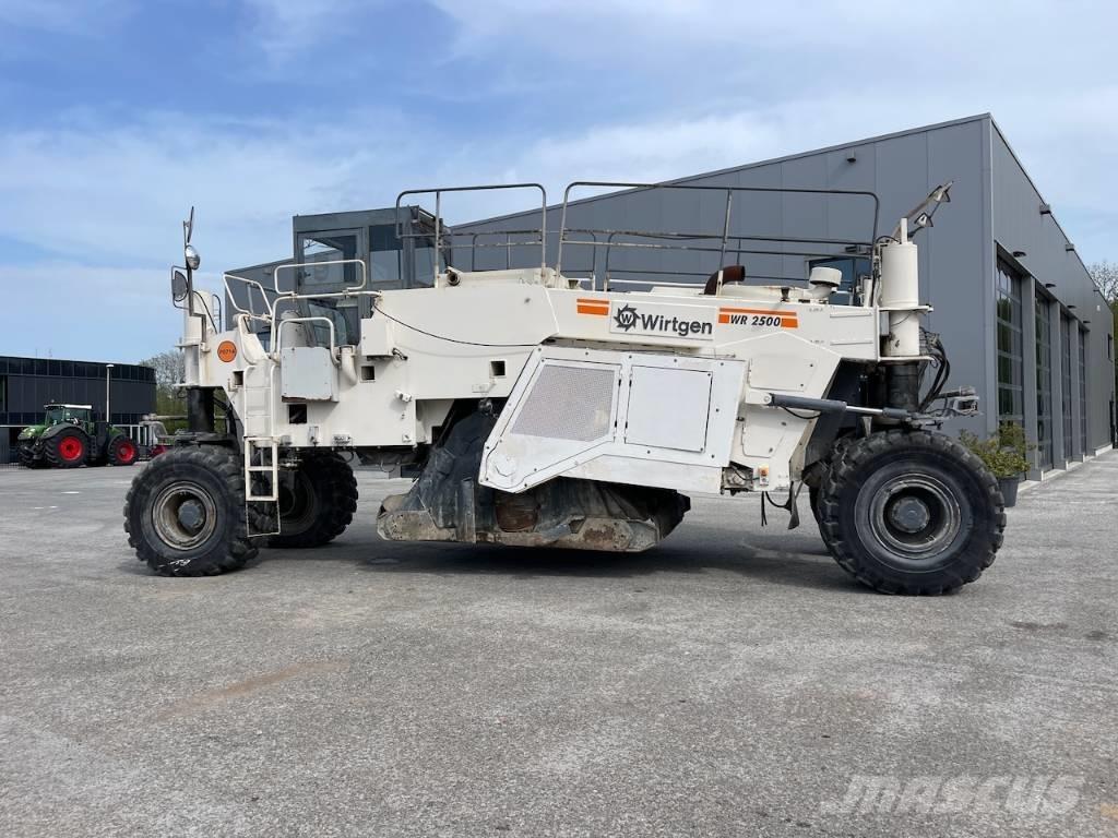 Wirtgen WR 2500 S Asphalt recyclers