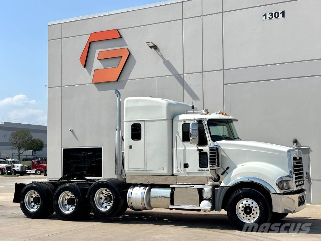 Mack Titan TD 713 Truck Tractor Units