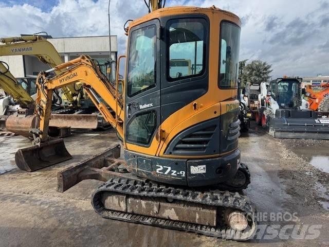 Hyundai Robex 27 Z-9 Mini excavators < 7t