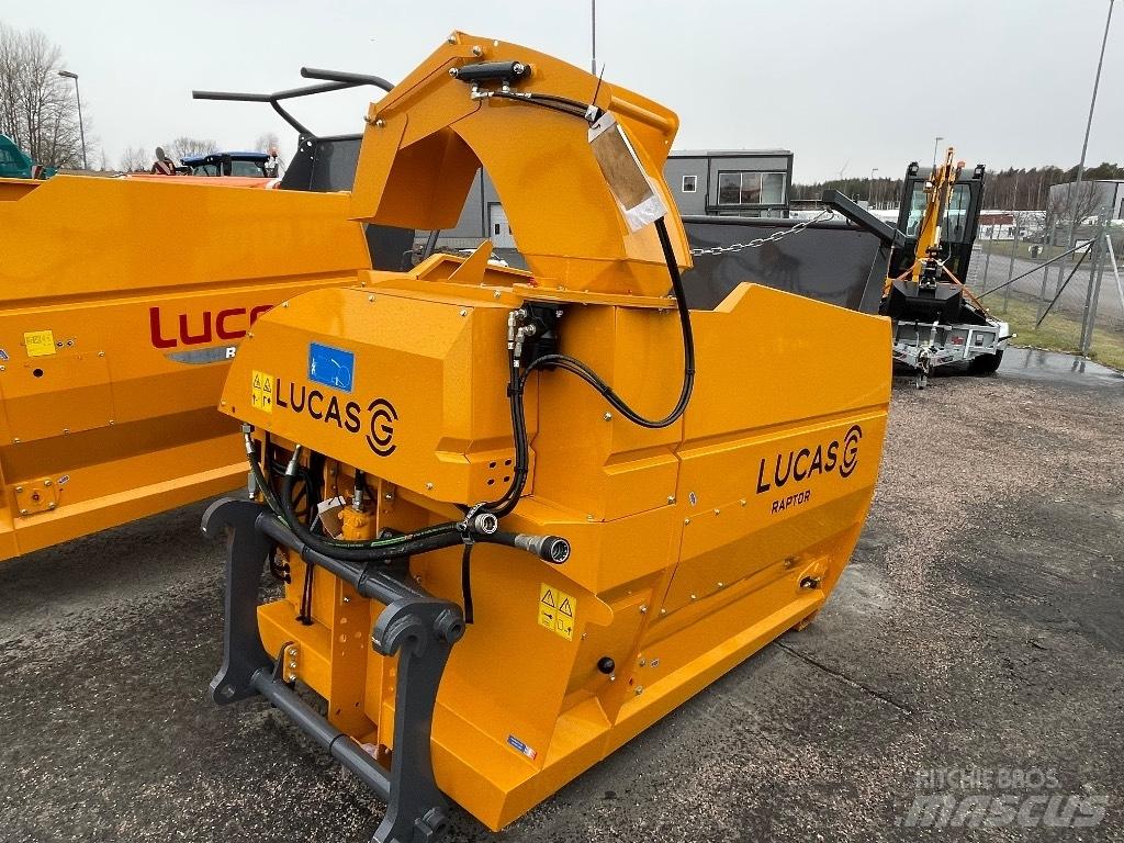Lucas Raptor Bale shredders, cutters and unrollers