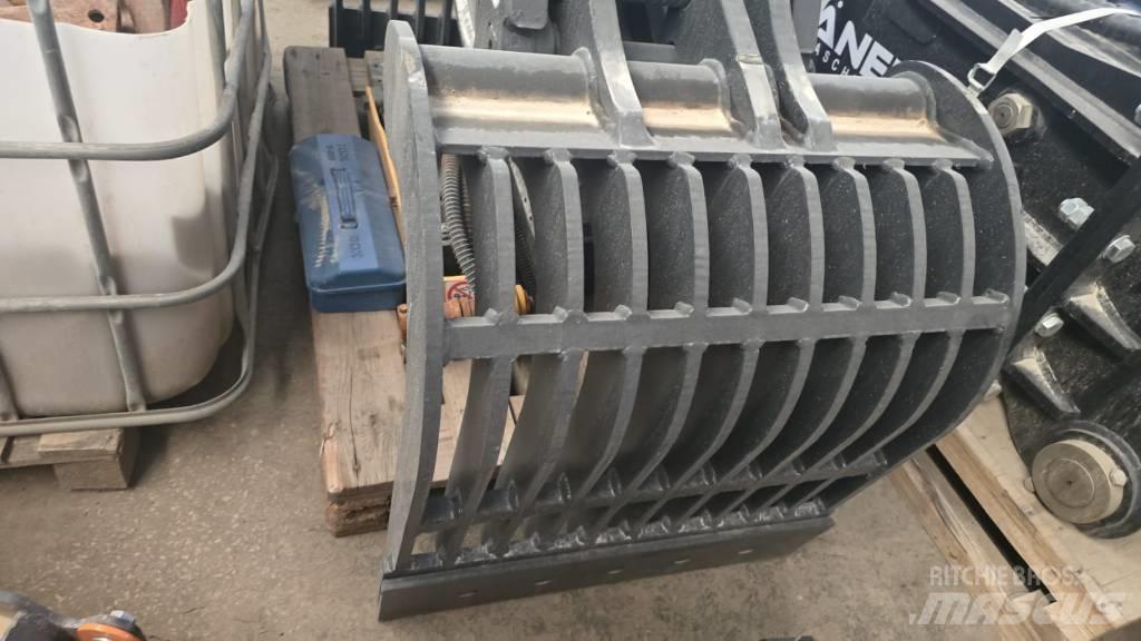Mustang GRP 750 Other components